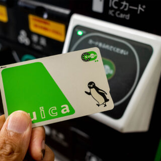 JR東、Suicaで改札フリー化へ 28年度にも実証実験開始